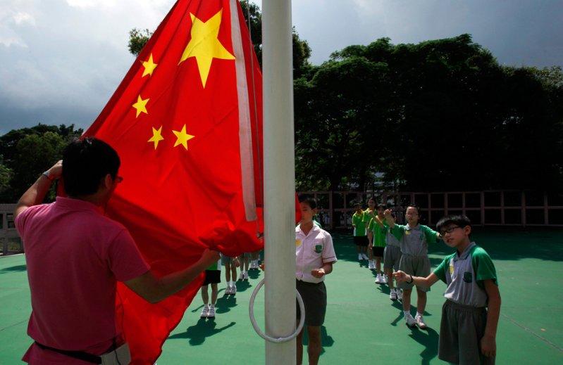 这是奔驰哪款游戏画面